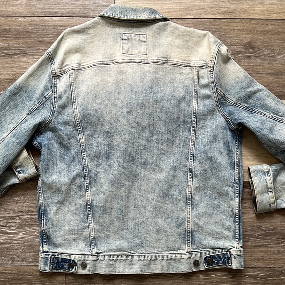 Express Jacket - Picture 6 of 7